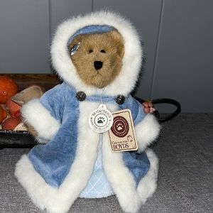 Boyd’s Bear Bailey Bear #9199-19 8” RETIRED
